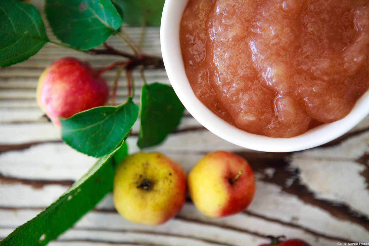 Яблоки в городе!