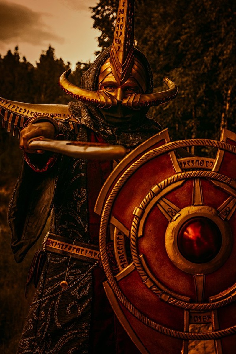 Владимирец Кирилл Николаенко уже 15 лет увлечен ролевыми играми. Что это такое? Чем интересно такое хобби? Насколько затратно? Обо всем этом наш земляк рассказал во время интервью