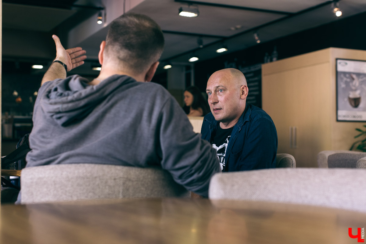 Юрий Круценко рассказывает о том, как попасть в кино, как вжиться в роль, и сколько на самом деле зарабатывают актеры