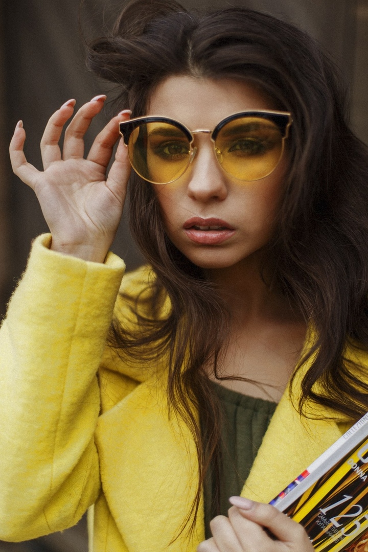 Четвёртая претендентка на звание “Девушка сентября” по версии портала “Ключ-Медиа”. Книжная героиня Мария Честнова