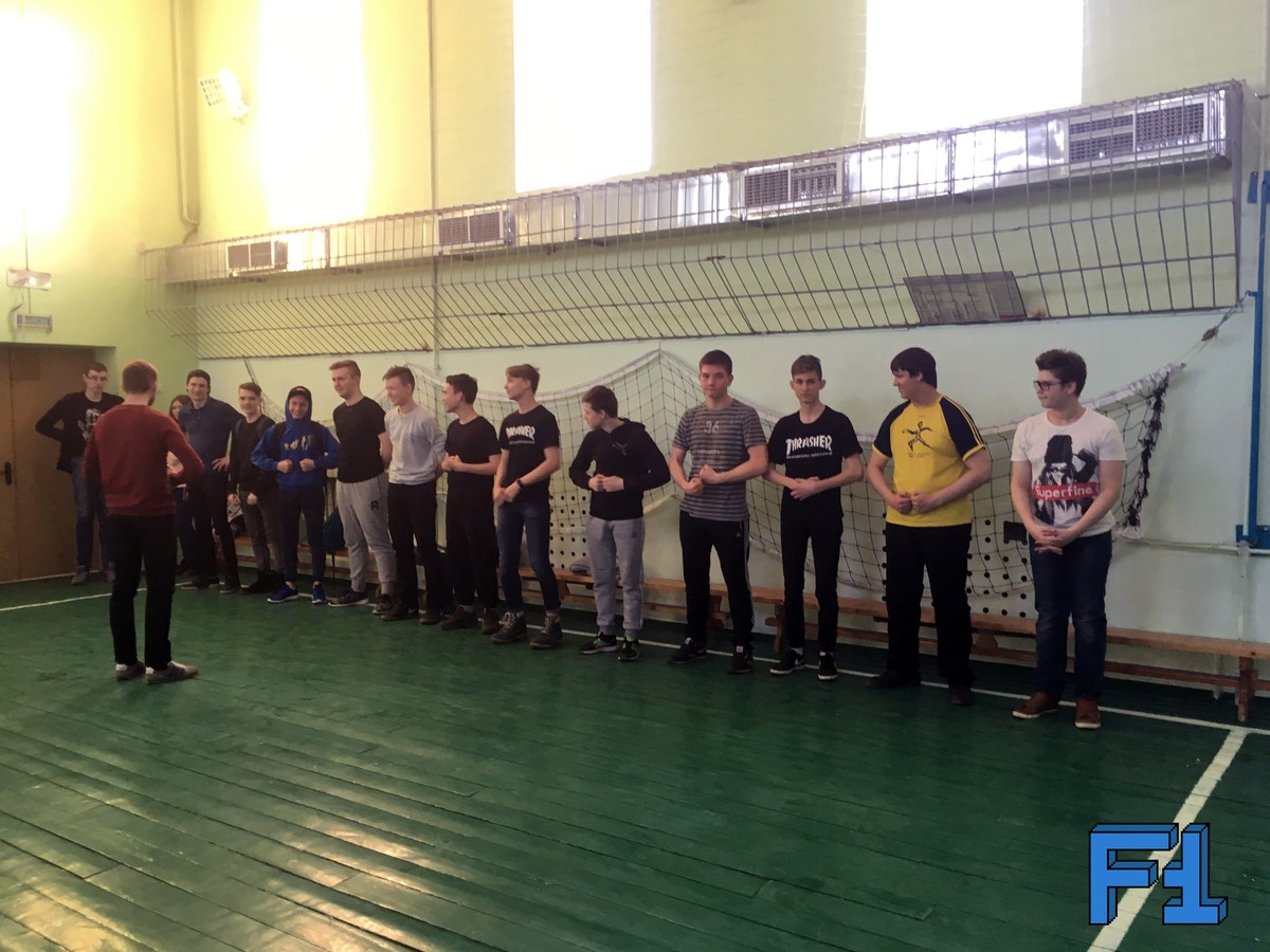 Во Владимире открылась первая в регионе школа киберспорта. Чем в ней занимаются? И только ли играм учатся спортсмены? Интервью с президентом регионального отделения Федерации компьютерного спорта РФ Денисом Подоляко