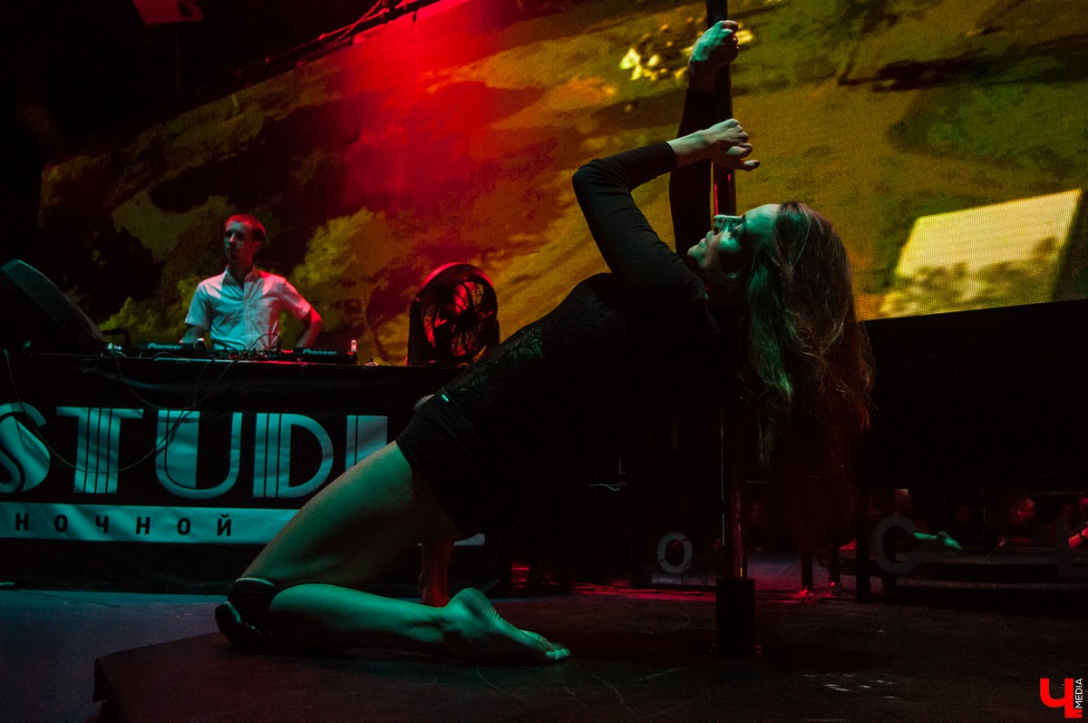 28 сентября во Владимире прошел чемпионат по Pole dance 2018. Победительницей стала Анастасия Маврина