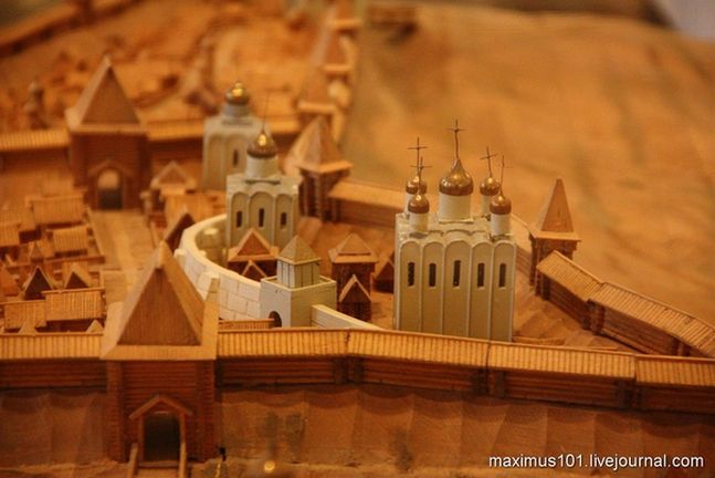 Часть макета города 13-го века