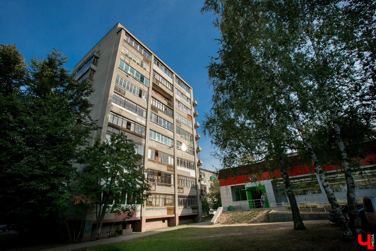 Прогулка по улице Растопчина с владимирцем Евгением Хроминым. История района, воспоминания из детства и культовые места