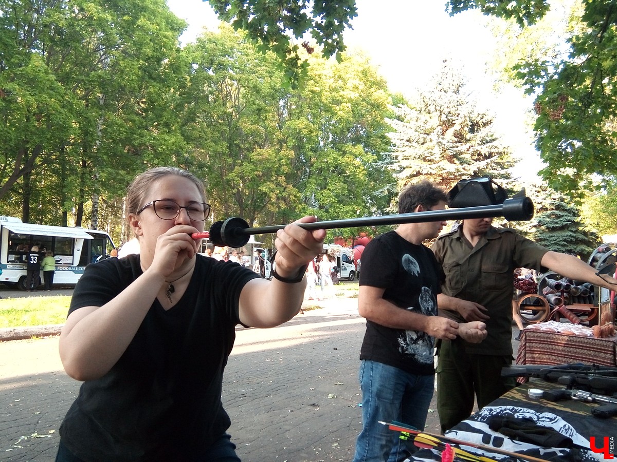 7-8 сентября в Суздале прошел третий фестиваль «Медовуха Fest». В 2018 году медовары привезли ставленый мед, сбитень, безалкогольную медовуху и травяные настои