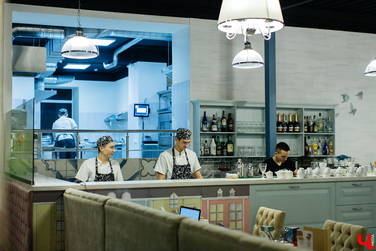 Инста-ужин в кафе&кондитерской "Carlson"