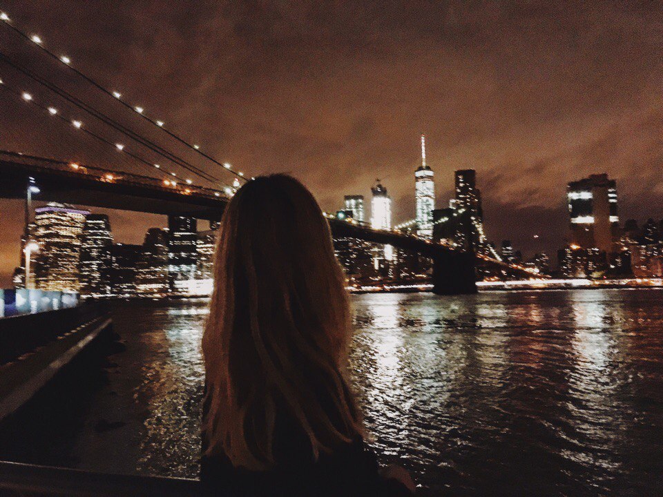 Анастасия Ковальская несколько лет подряд уезжает летом работать в Америку. Корреспондент “Ключ-Медиа” поговорила с девушкой о жизни за океаном, кредитах, работе и американской мечте