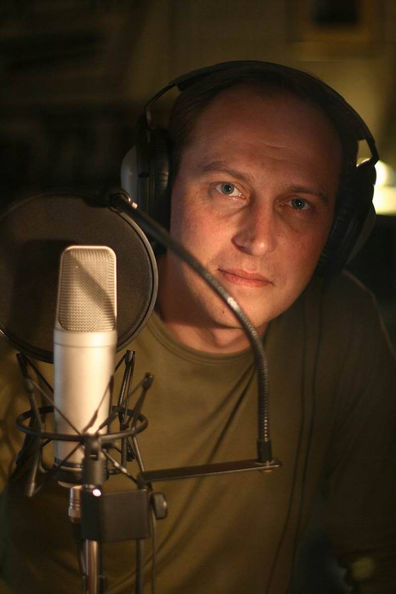 Юрий Круценко рассказывает о том, как попасть в кино, как вжиться в роль, и сколько на самом деле зарабатывают актеры