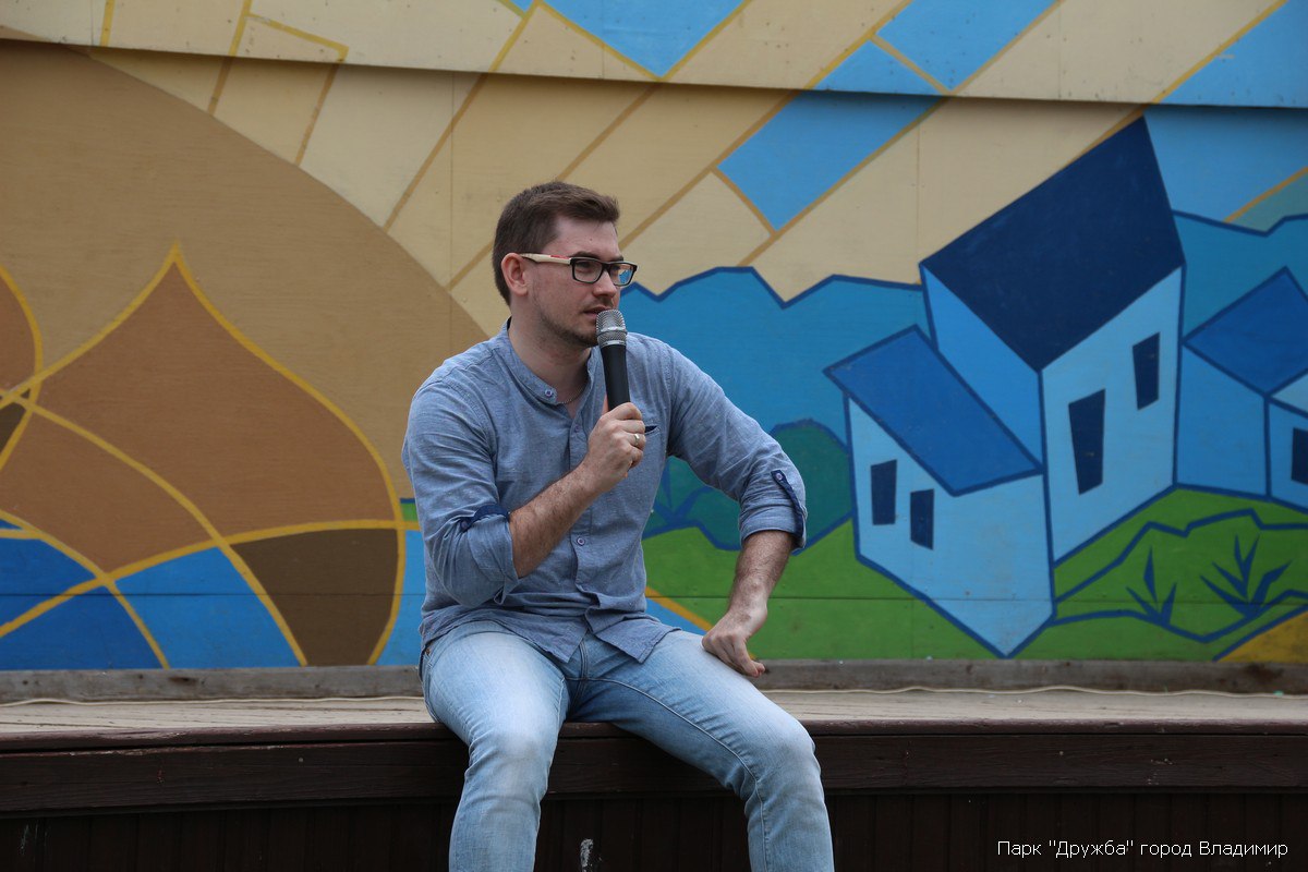 15 июля во Владимире во второй раз пройдет фестиваль фотографии. О том, что ждать владимирцам от этого события, мы узнали от организатора Марины Никитиной