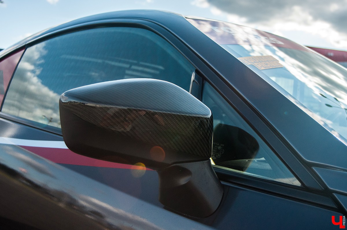 Известный тюнингёр Илья Курицын переделал свою Toyota GT86. Основой нового дизайна стали колеса от Lamborghini Speedline и карбоновый спойлер