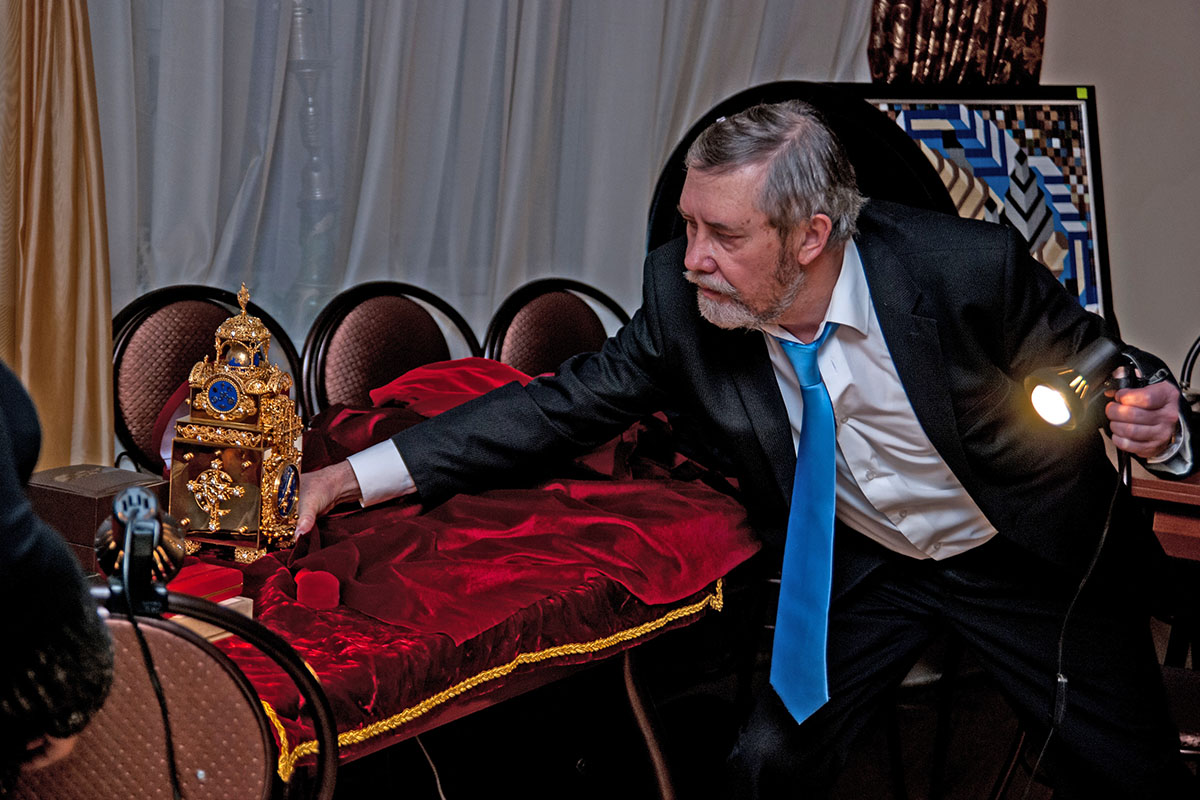 Владимирский ювелир Сергей Карелин, создатель «Часов для планеты Земля», рассказал журналисту «Ключ-Медиа» о новом грандиозном замысле