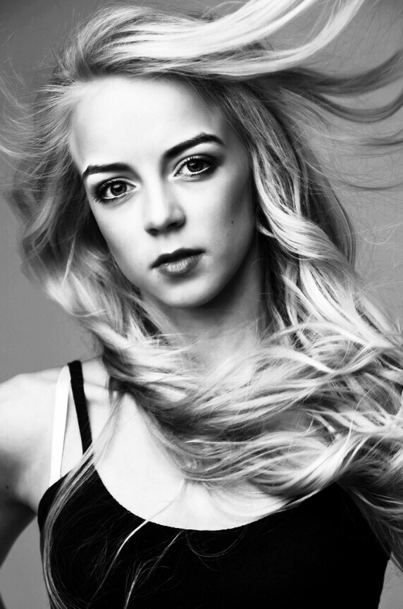 Яна Козлова 