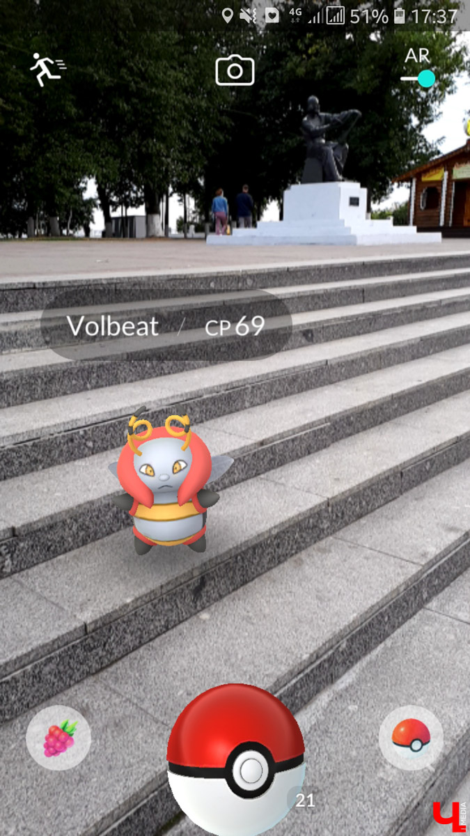 11 сентября в России официально запустили игру Pokemon Go. Журналист “Ключ-Медиа” установила приложение на свой телефон и устроила охоту на владимирских покемонов