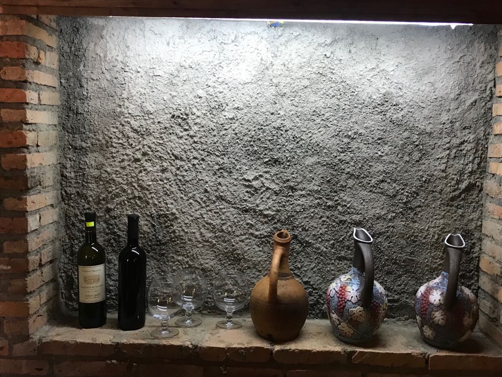 Влада Пайзулаева из Владимира оригинально отметила свой юбилей. Она с шестью подругами отправилась в Грузию, а оттуда в Турцию. Как отрывались девушки - именинница рассказала в интервью