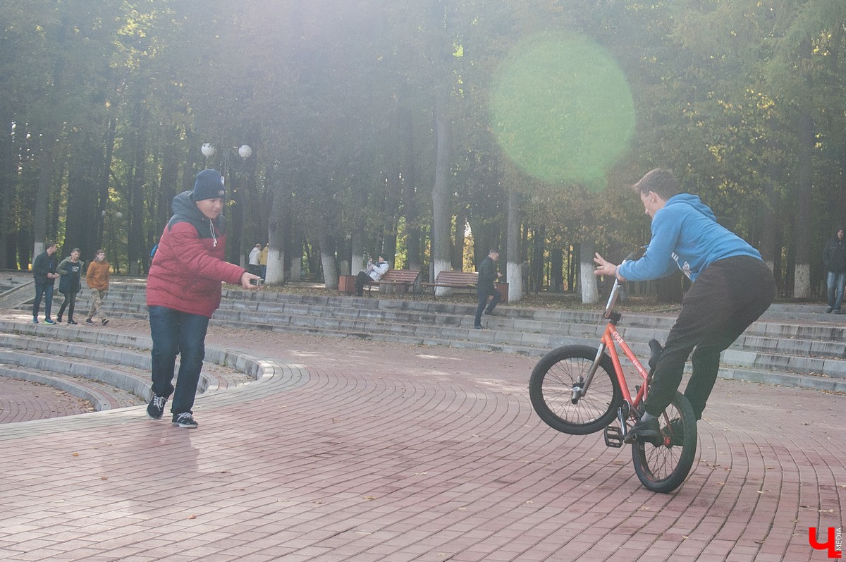 Трюки на велосипедах