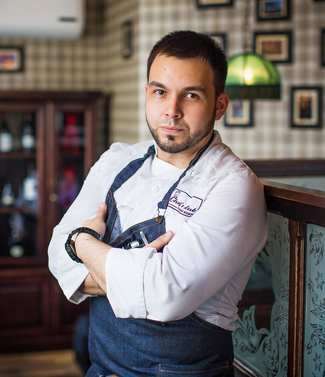 Никита Шапошников