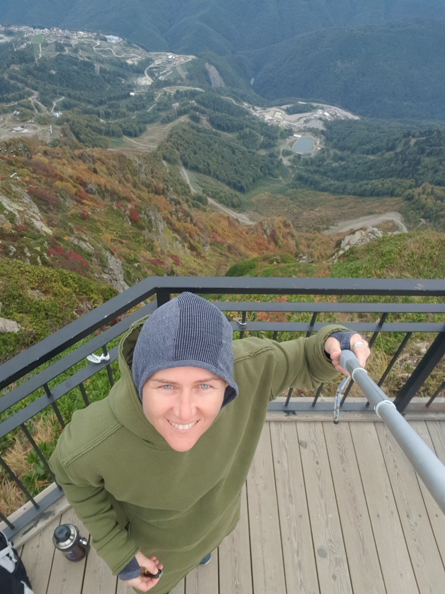 Массажист из Владимира Ольга Матвеева переехала в Сочи и рассказала, как это сказалось на её здоровье, нравится ли ей новое место жительства и чем там можно заняться в свободное время