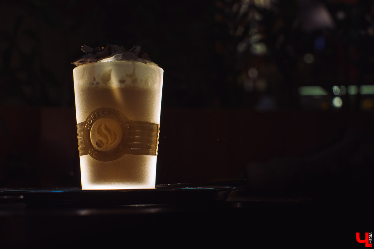 Блогеры из проекта “Инста-ужин” посетили кофейню COFFEESHOP COMPANY во Владимире и попробовали фирменные блюда