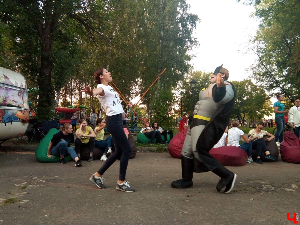 7-8 сентября в Суздале прошел третий фестиваль «Медовуха Fest». В 2018 году медовары привезли ставленый мед, сбитень, безалкогольную медовуху и травяные настои
