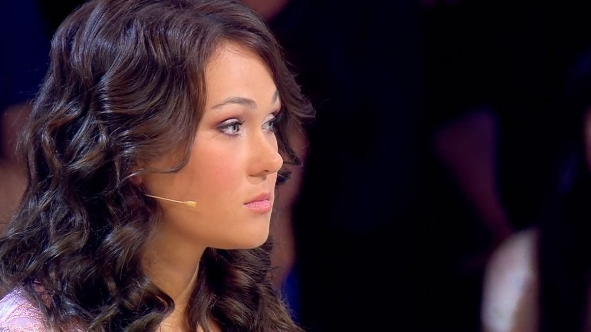 Ксения Юшина приняла участие в программе “Давай поженимся”. Продюсеры нашли девушку сами в соцсетях. Свою любовь Ксения не нашла и рассказала, как проходят съемки популярного ток-шоу