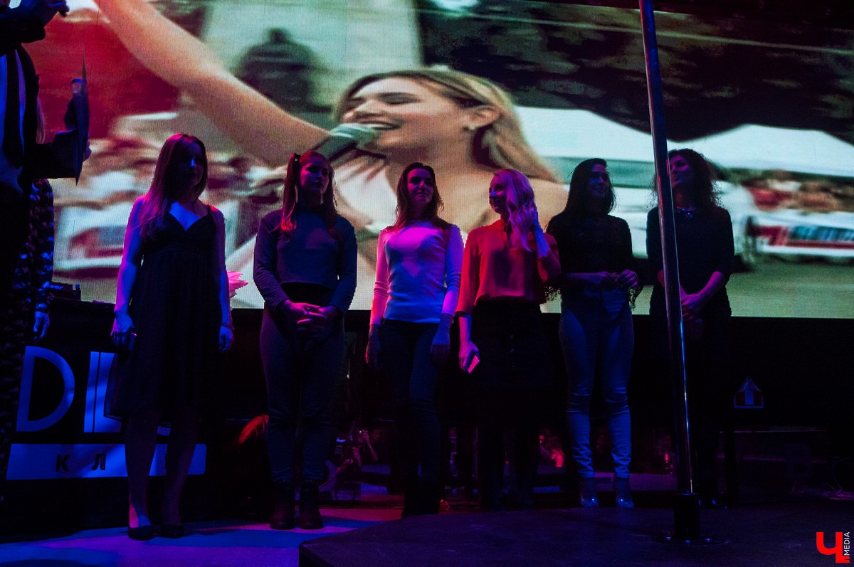 28 сентября во Владимире прошел чемпионат по Pole dance 2018. Победительницей стала Анастасия Маврина
