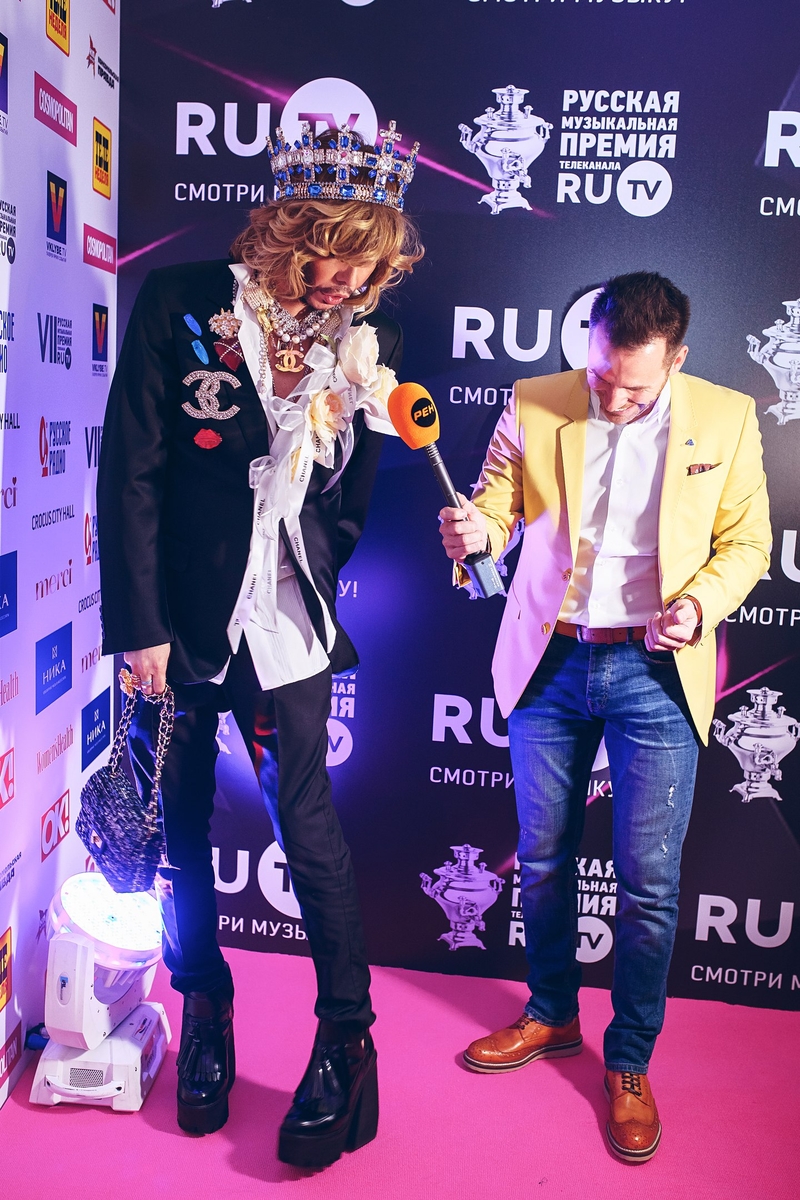 Рэпер Мот служил под Владимиром, а Александр Ревва недоволен нашими дорогами