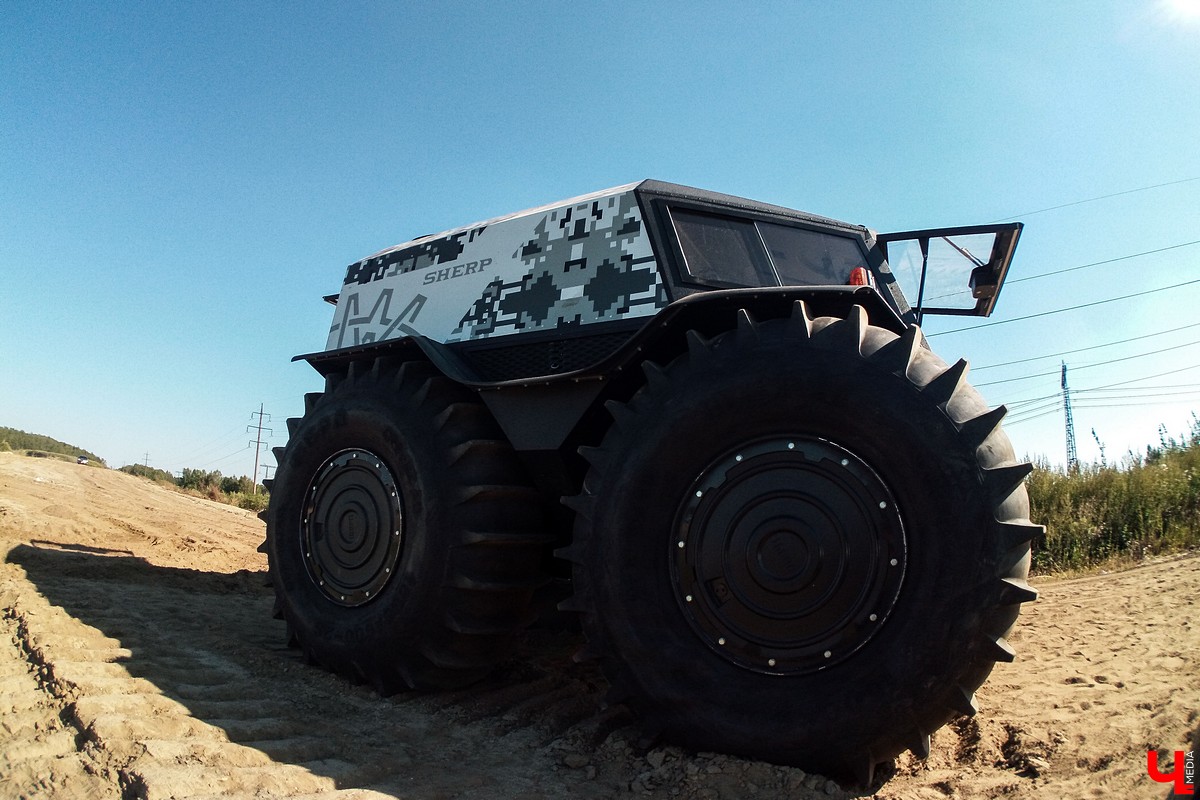 11 августа во Владимире прошел тест-драйв вездехода “Шерп”. Мы прокатились на борту и выяснили, на что способна отечественная техника