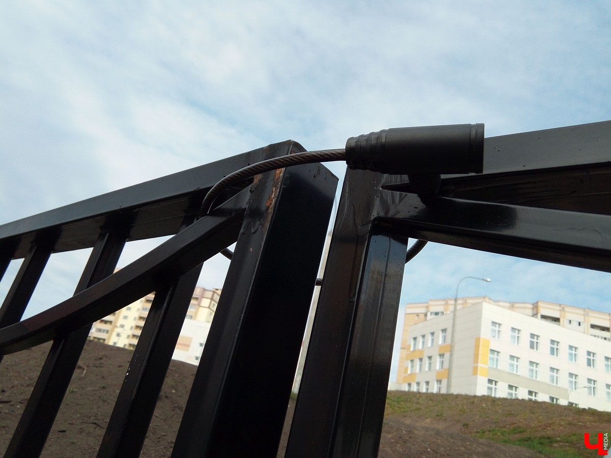 Территория возле школы 49 во Владимире