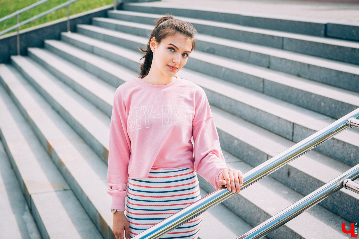 «Подворачиваем джинсы, так ноги кажутся стройнее»: мода улиц во Владимире