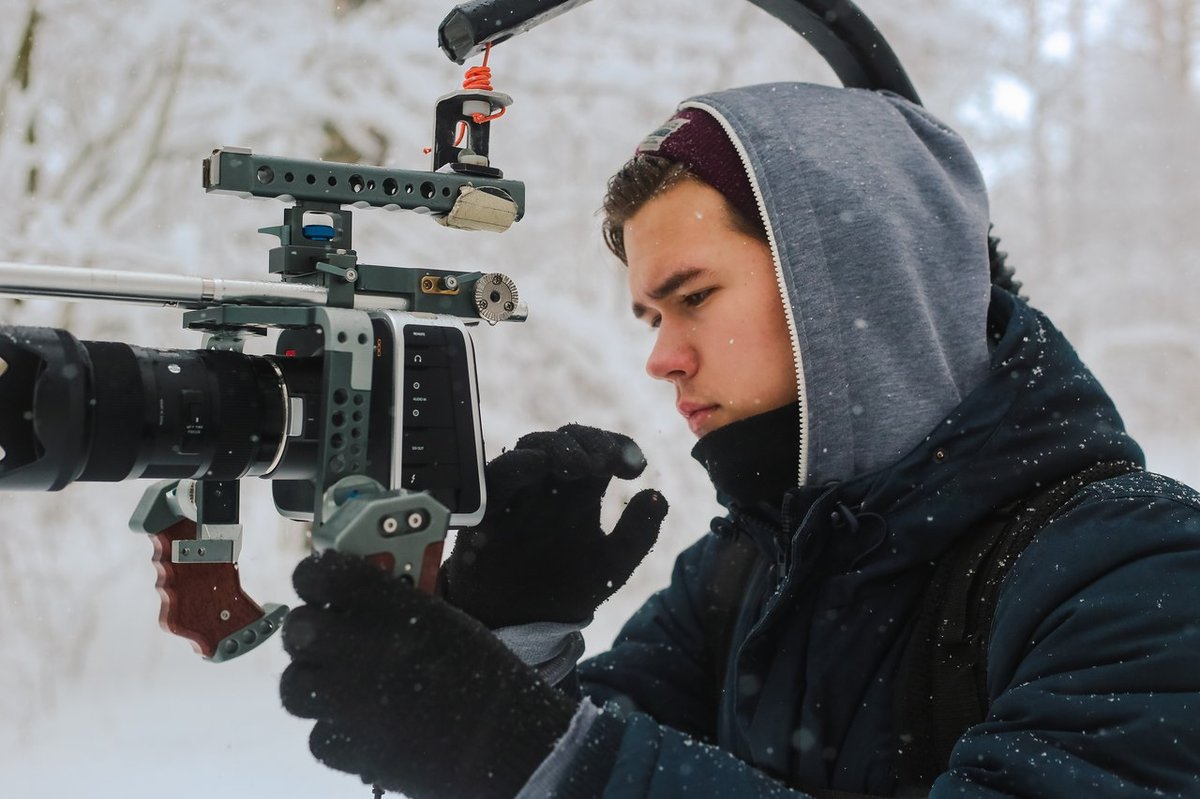 27 августа, в День российского кино, мы пообщались с тремя режиссерами из Владимира. Они рассказали о творчестве, планах и нюансах работы в 33 регионе