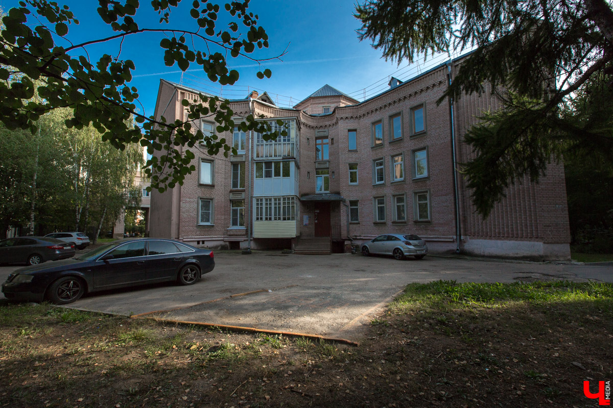 Прогулка по улице Растопчина с владимирцем Евгением Хроминым. История района, воспоминания из детства и культовые места