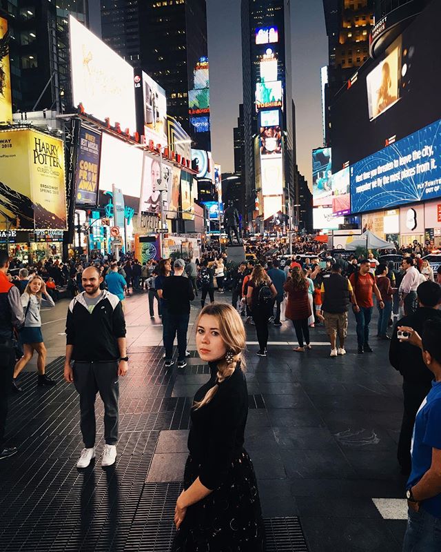 Анастасия Ковальская несколько лет подряд уезжает летом работать в Америку. Корреспондент “Ключ-Медиа” поговорила с девушкой о жизни за океаном, кредитах, работе и американской мечте