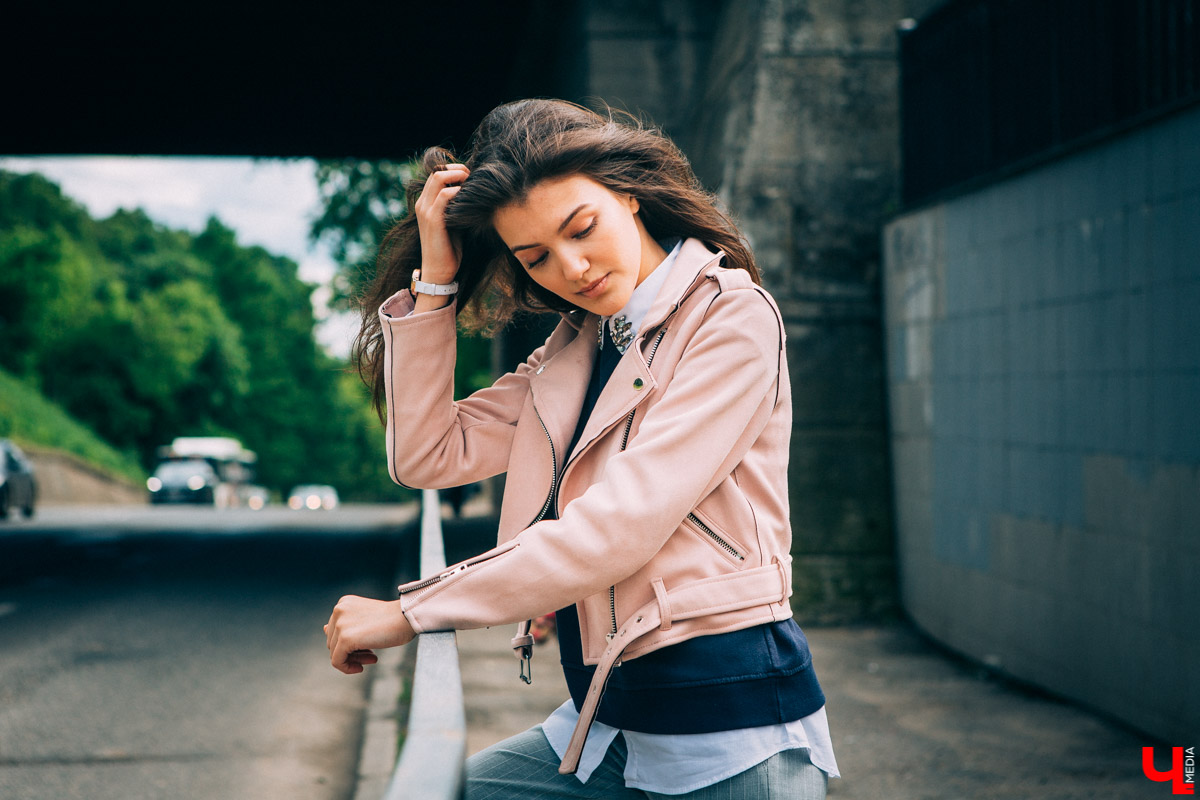 «Подворачиваем джинсы, так ноги кажутся стройнее»: мода улиц во Владимире