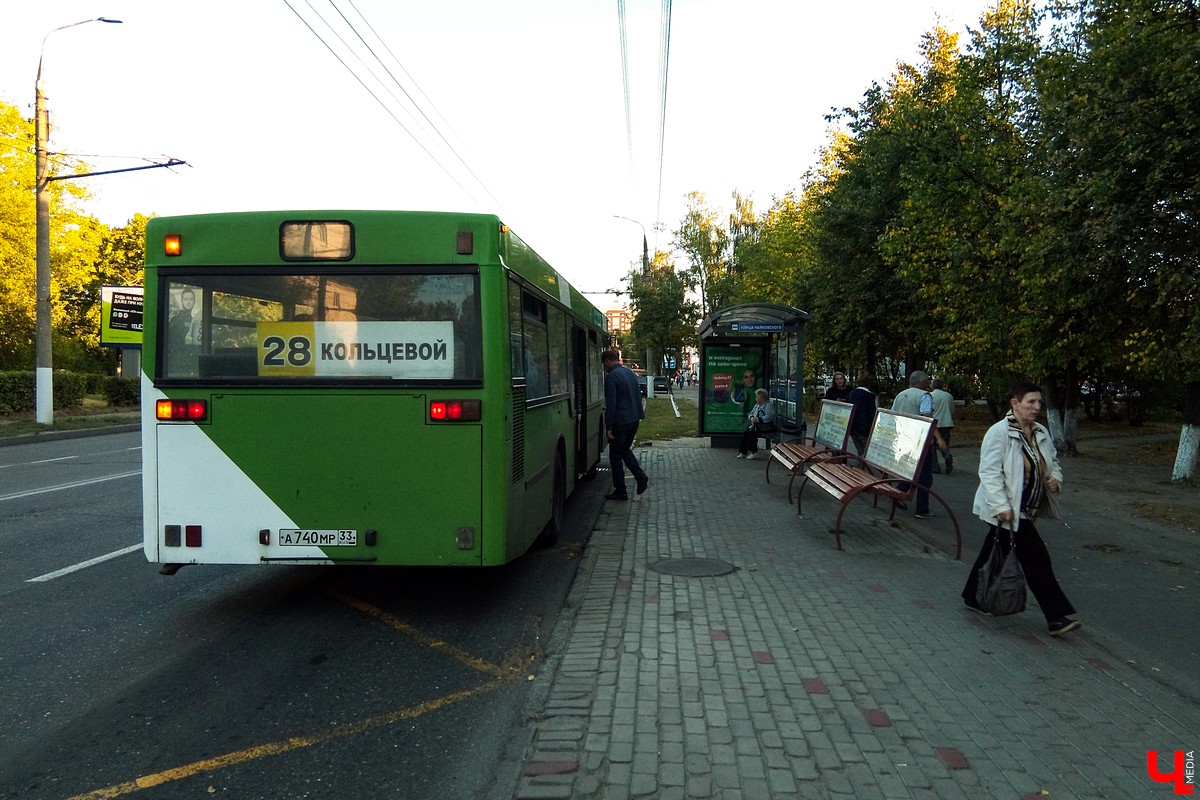 С октября во Владимире изменится маршрут автобусов №21. Транспорт будет ходить по Тракторной улице мимо ТЦ “Мегаторг”