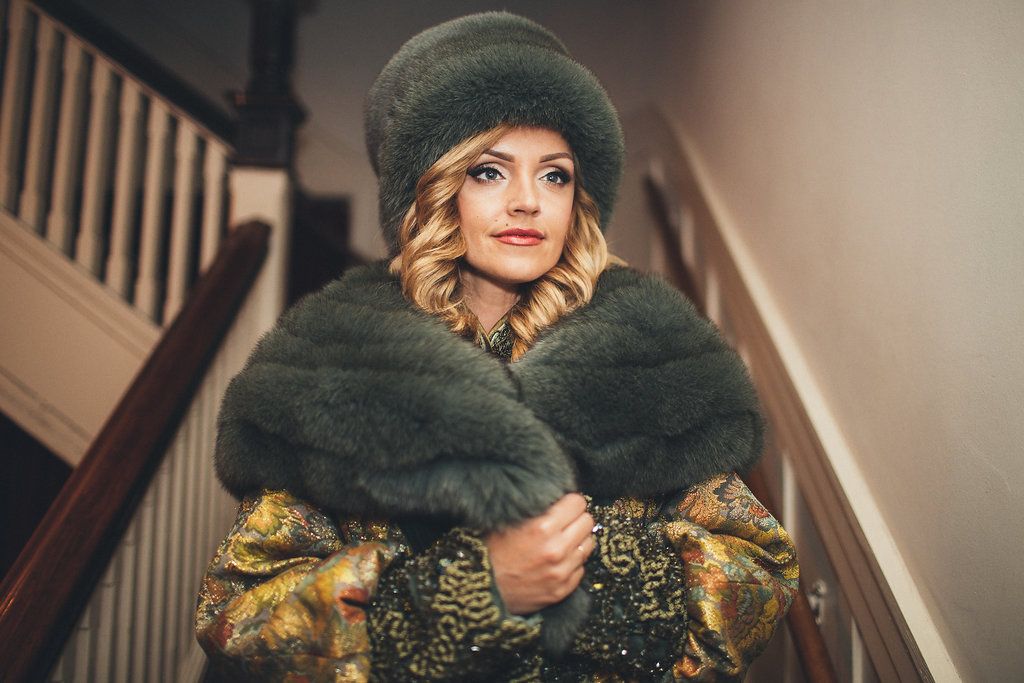 Владимирский дизайнер одежды премиум-класса Андрей Перескоков на днях возил свои наряды на показ в Сан-Франциско. Там состоялось открытие интеллектуального казино, по типу российского “Что? Где? Когда?”