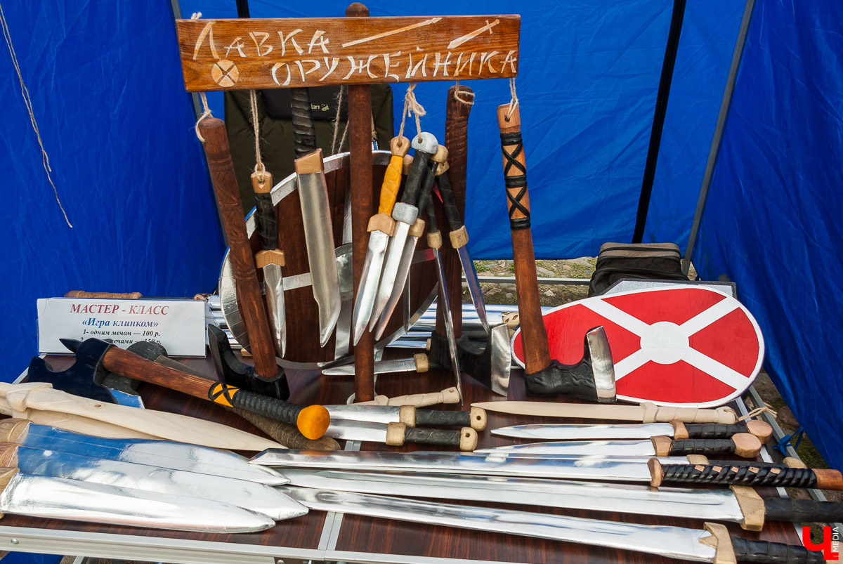 6 октября в Суздале прошла Традиционная Евфросиньевская ярмарка. Мероприятие собрало продавцов и производителей разных товаров из Суздаля и соседних городов