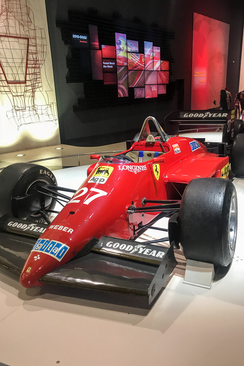 Владимирец Никита Димитрюк побывал в Испании и три дня провел в парке развлечений “Порт Авентура”. Он составил свой рейтинг самых захватывающих аттракционов