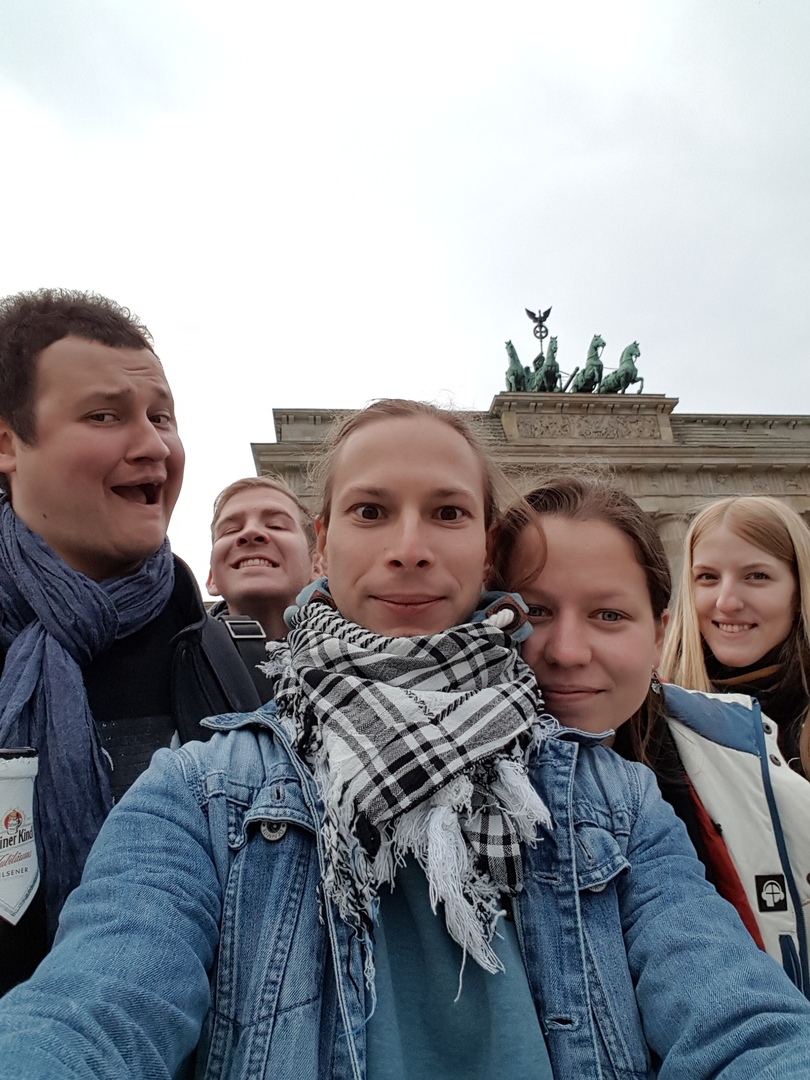 Владимирец Егор Дзюбенко живет в Германии и руководит научными исследованиями. В интервью биофизик рассказал о работе за границей и особенностях быта