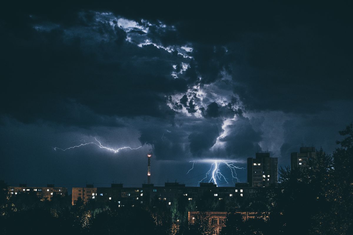 Вид с крыши дома на Комиссарова