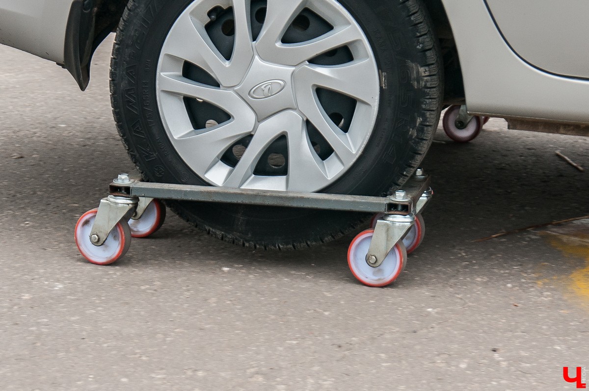 студенческий слалом на Жигулях