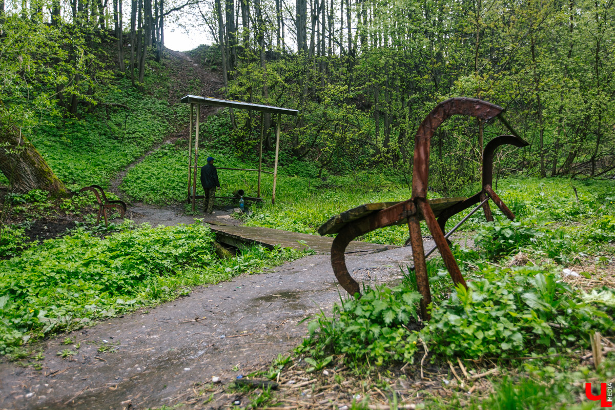 Бармен-дегустатор определил самую вкусную родниковую воду во Владимире