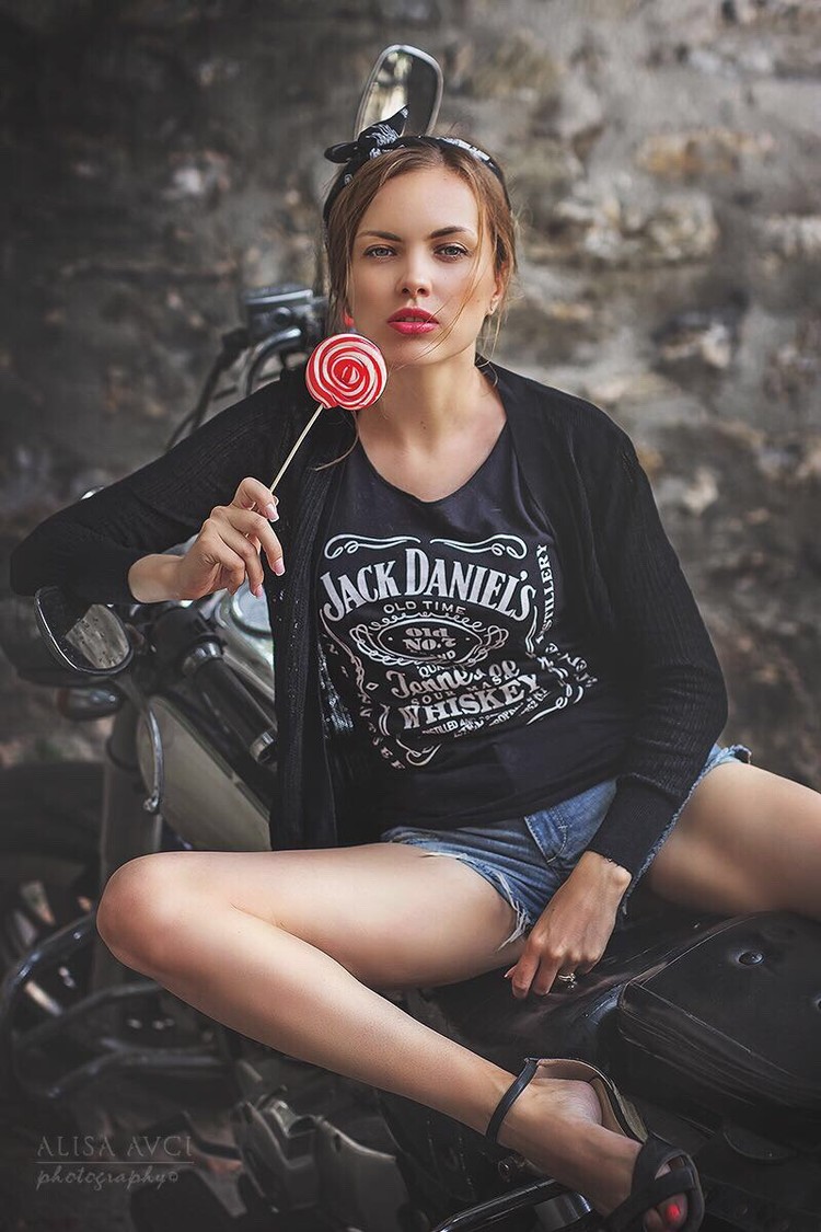 Надежда Левакова