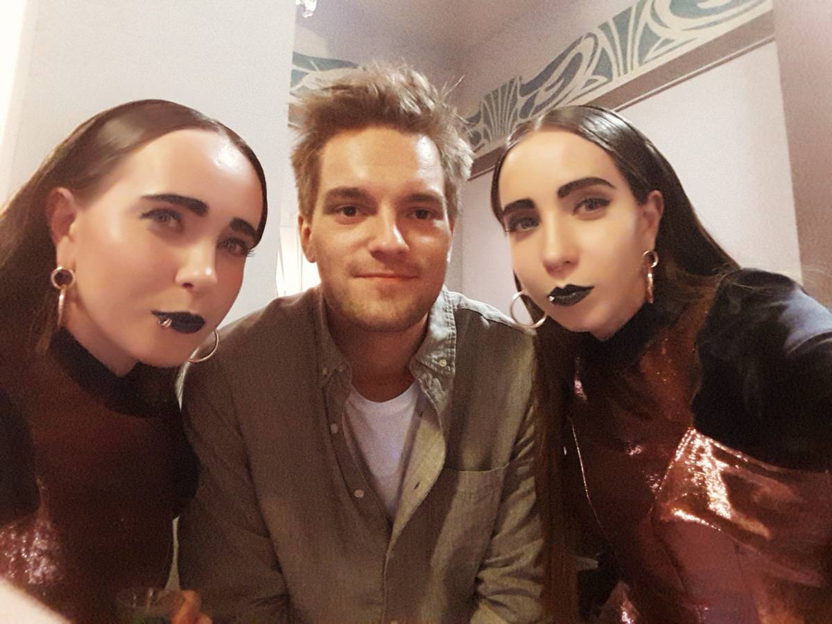 20 вопросов к сёстрам Каратыгиным из фильма “Черновик”