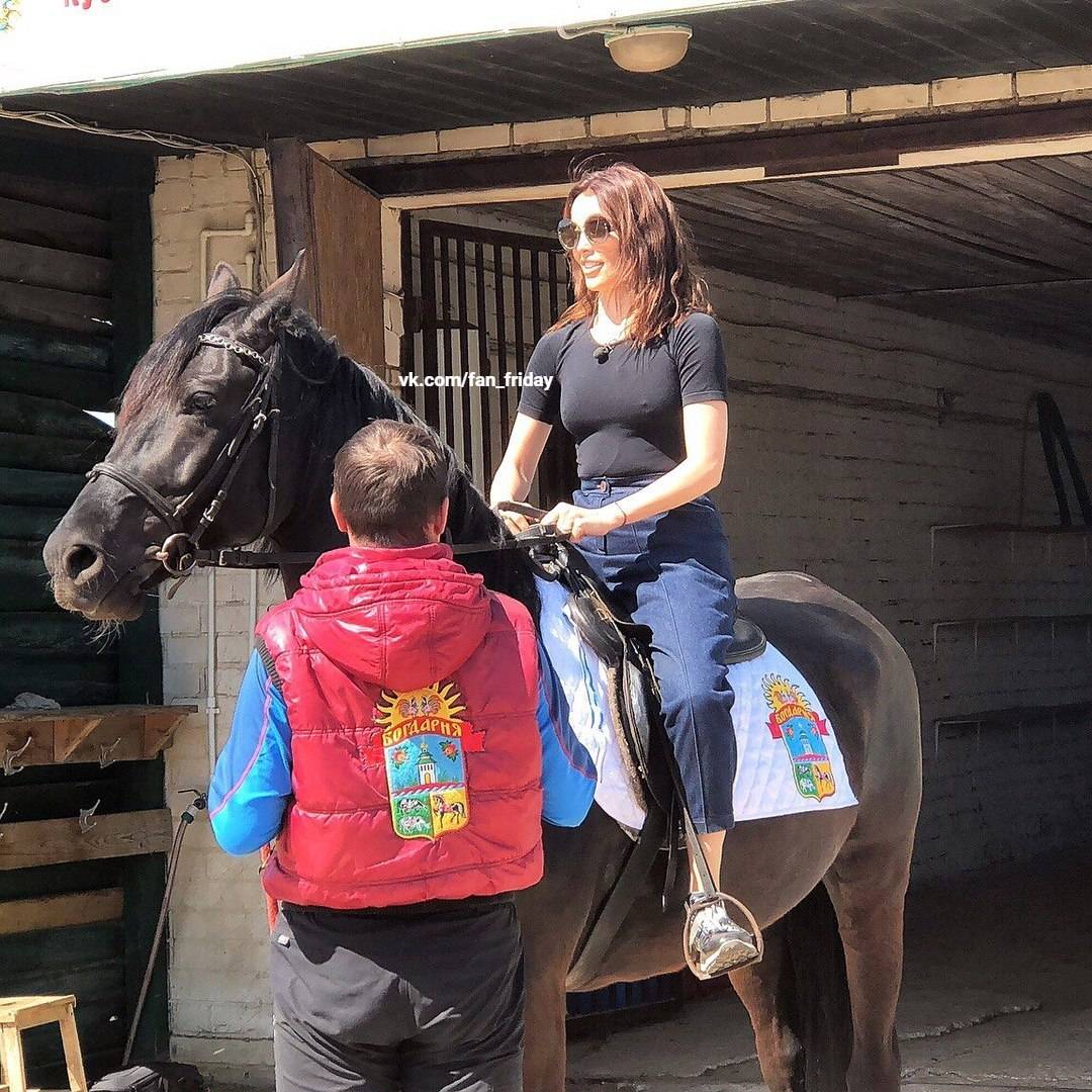 Сати Казанова 02.jpg