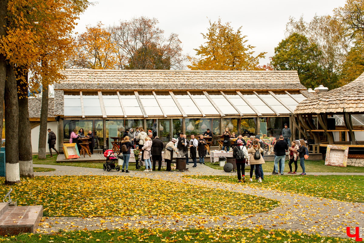 Новый ресторан «Лепота» с самой большой жаровней в Суздале жарит, парит и коптит все виды мяса