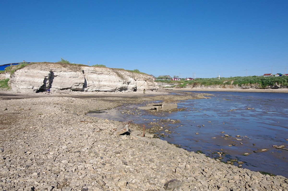 Капитан тримарана “Пола” Дмитрий Козлов, совершивший путешествие из Баренцева в Белое море, рассказал о том, страшно ли двое суток идти в шторм, стоит ли бояться медведей и какая рыба клюет в северном океане