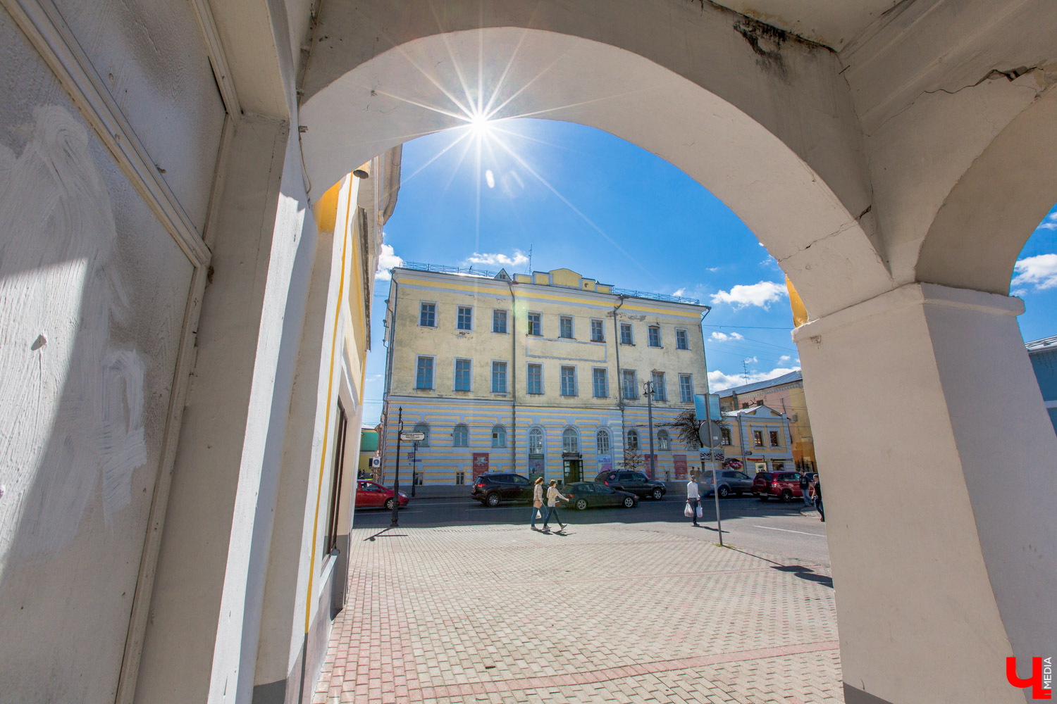 Подпись фото