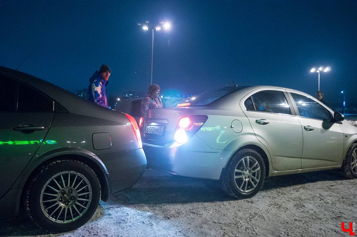 Флешмоб автолюбителей во Владимире