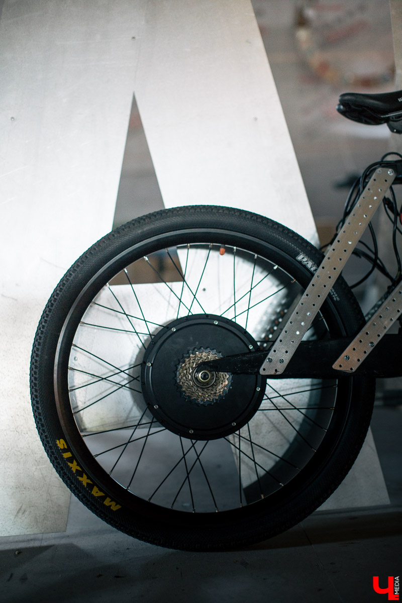 Команда владимирских изобретателей под руководством Константина Федосеева собрала 3D велосипед VBike. Теперь они планируют построить 3D принтер