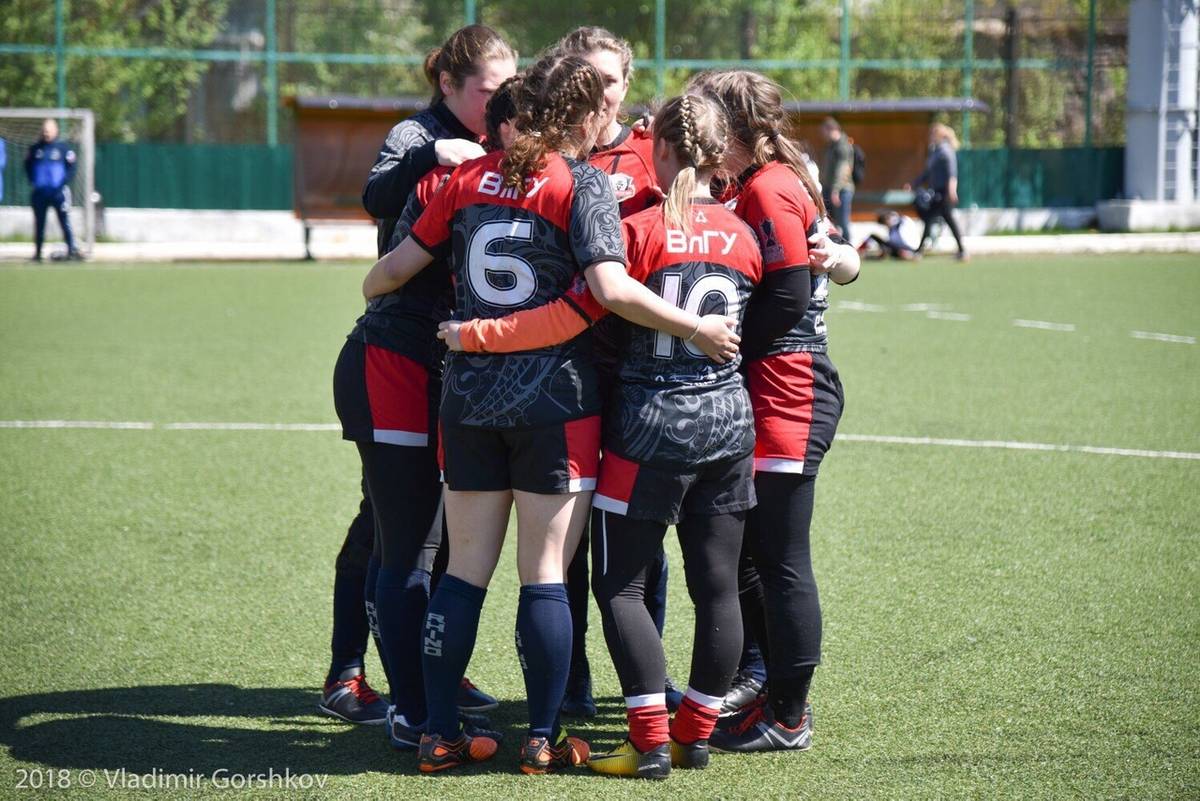 Регбистки из команды Владимирские львы рассказали о том, как попали в этот жёсткий спорт, и почему регби стало для них семьёй